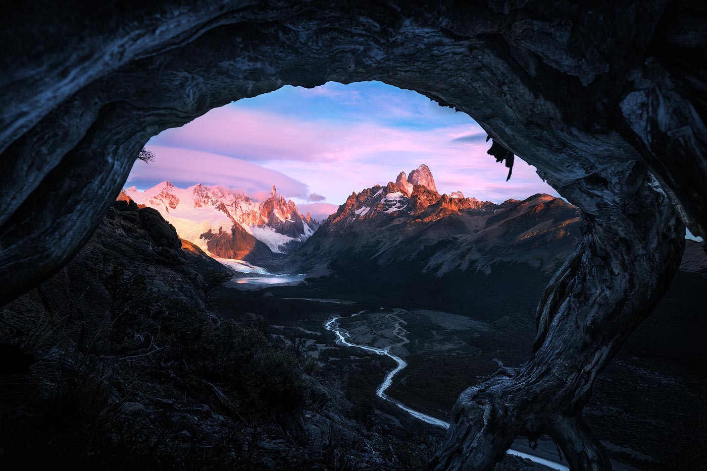 Loma Pliegue Tumbado Maxi Rive Los Glaciares National Park North Area Santa Cruz Argentina 21